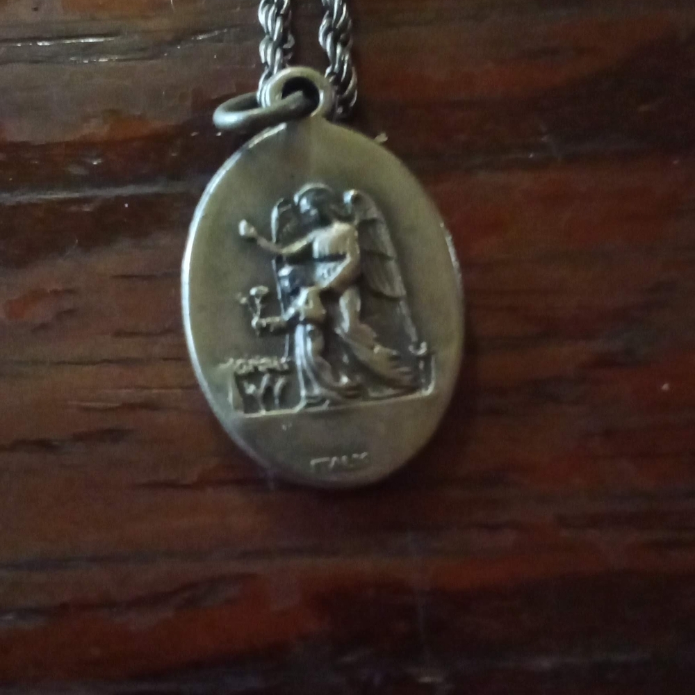 Saint Ann Medal Mother Mary Vintage Charm Necklace - Picture 5 of 5